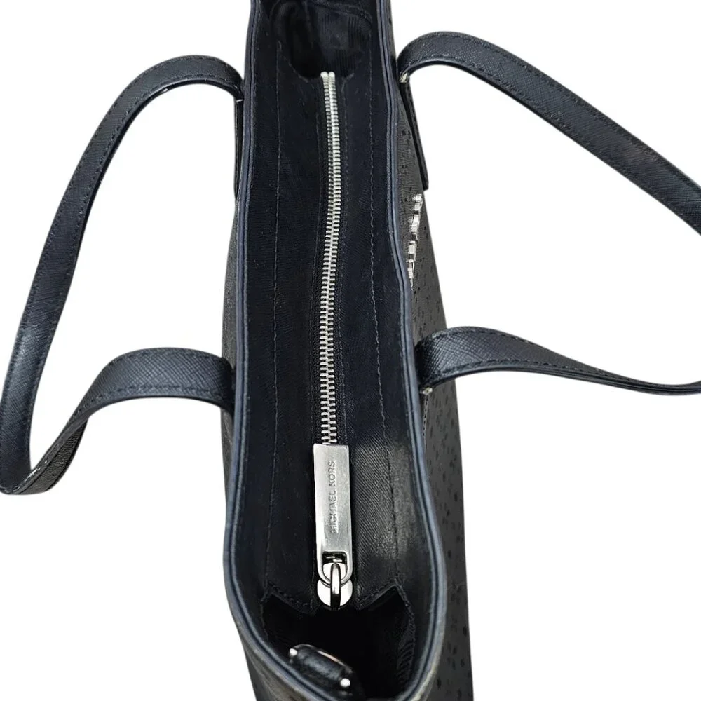 Michael Kors Hayley Tote Laser-cut Leather Medium Black And Silver Handbag COA - Picture 3 of 15